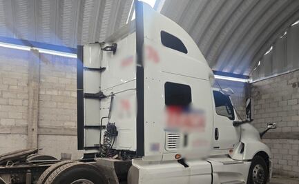 Fiscalía de Edomex recupera tractocamión de 2 mdp robado en el CEM