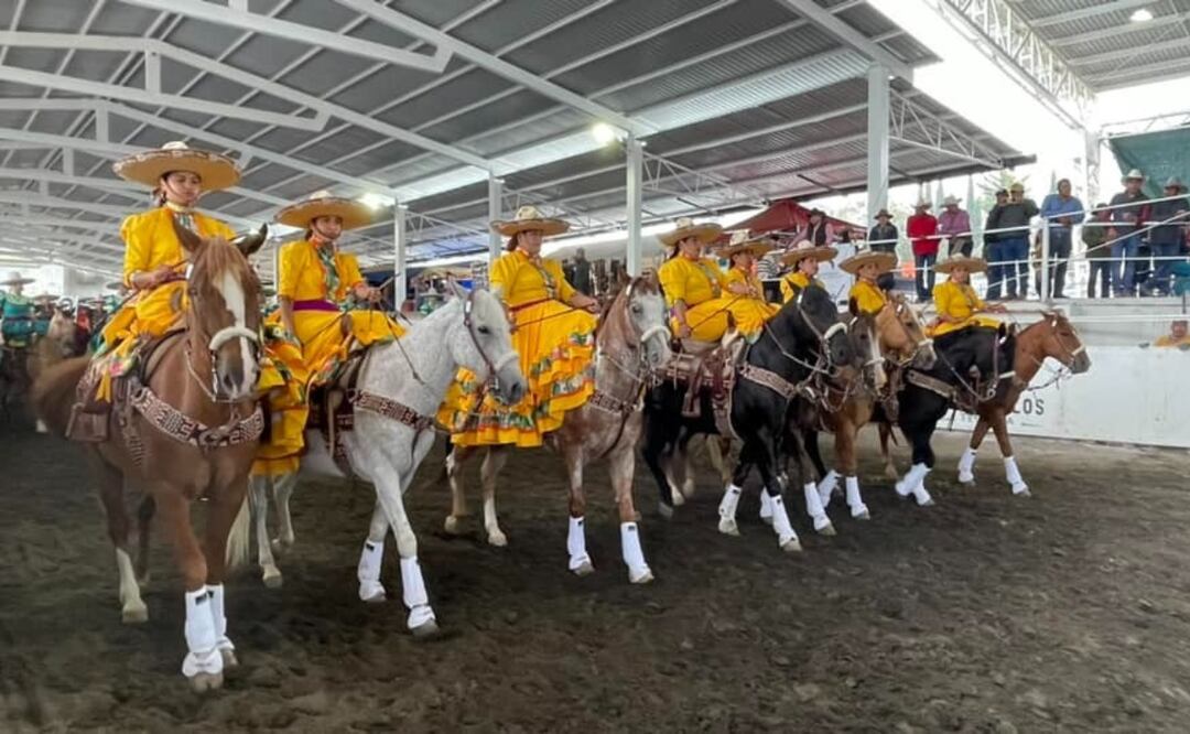 El Campeonato Estatal Mexiquense de Charrería 2025 reúne a 140 equipos en busca del pase al Nacional. Foto: Especial