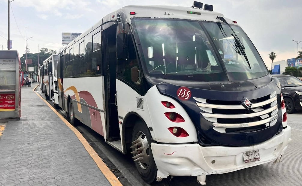Conductores denuncian que les exigen una cuota de 500 pesos y afiliación obligatoria bajo amenazas. Foto Especial