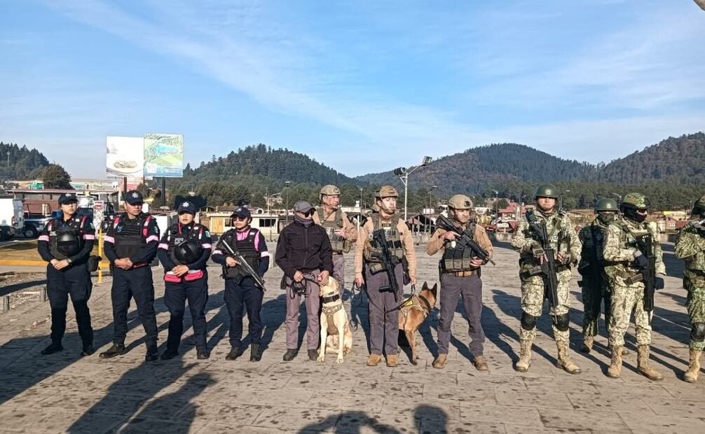 La COBUPEM, la Fiscalía mexiquense y agrupamientos de género sumaron fuerzas en este operativo que también abarcó Lerma y Huixquilucan. Foto Especial