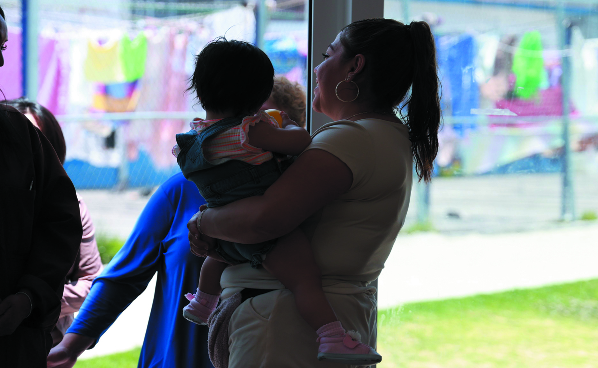 19 menores viven en penales del Edomex: Ley permite que hijos de reclusas permanezcan hasta los tres años