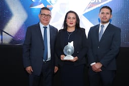 Recibe Huixquilucan premio ANAC por el buen manejo de sus finanzas públicas