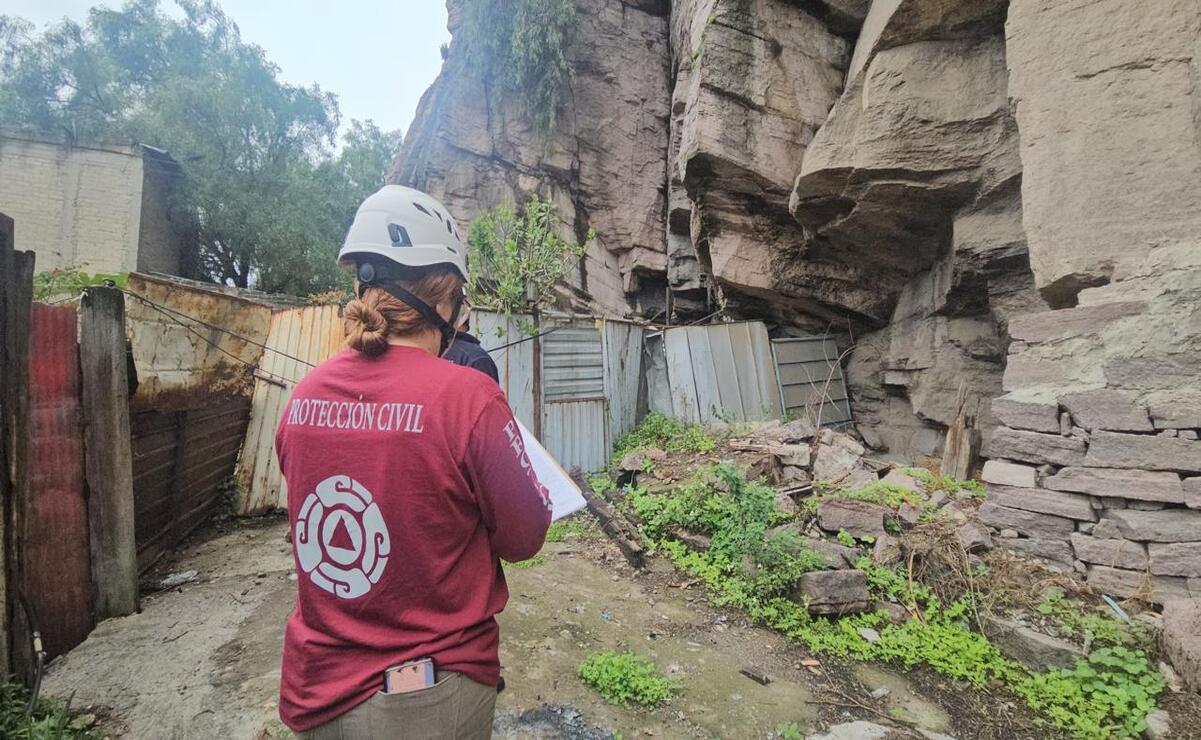 Emergencia en Tlalnepantla: Deslave por lluvias amenaza a decenas de familias