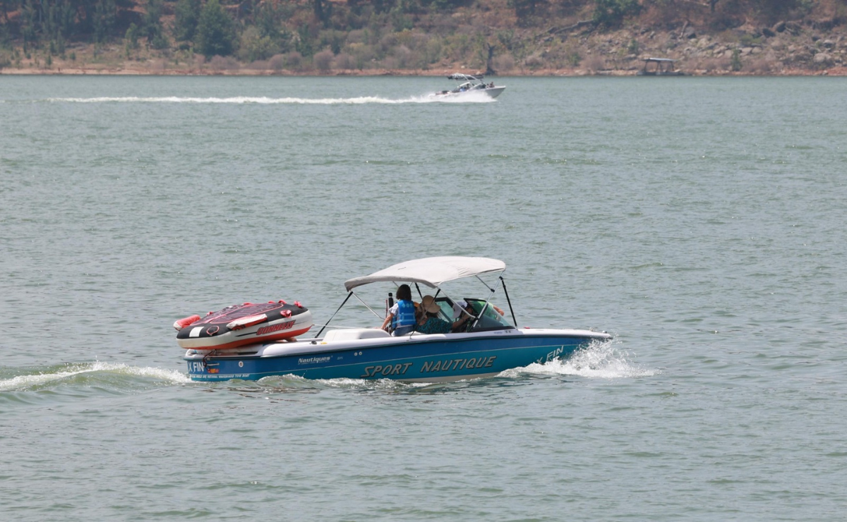 La baja afluencia de visitantes impacta negativamente al sector turístico de Valle de Bravo. Foto: Alejandro Vargas