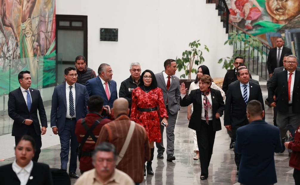 La gobernadora Delfina Gómez encabeza el lanzamiento de la estrategia en la Escuela Judicial del Estado de México. Foto Alejandro Vargas / El Universal