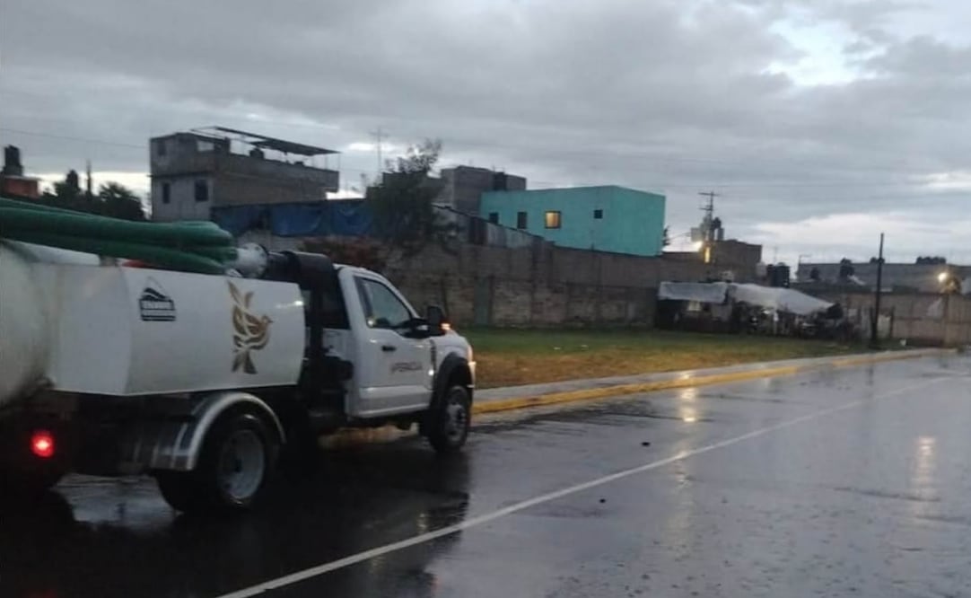 Autoridades de Cuautitlán Izcalli desplegaron operativos de vigilancia tras las precipitaciones de este domingo. Foto Especial