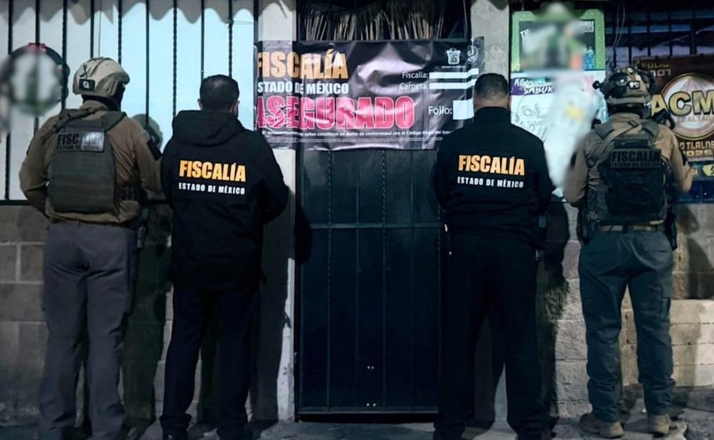 Objetos recuperados en Atizapán que desmintieron la supuesta firma de "La Unión" en el multihomicidio de Azcapotzalco. Foto Especial