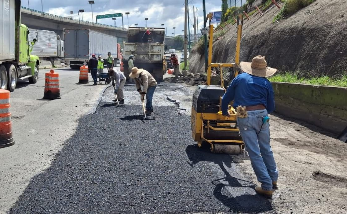 Anuncian bacheo nocturno en carriles centrales del Periférico, a la altura de Cuautitlán Izcalli