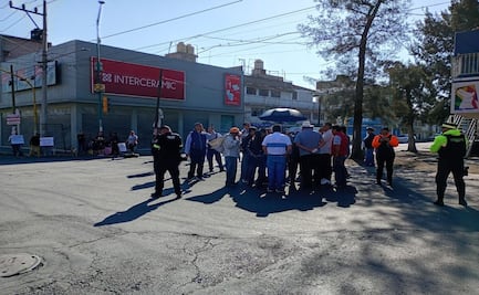 ¡Tres meses sin agua! Bloquean vialidades en la colonia Esperanza, Nezahualcóyotl