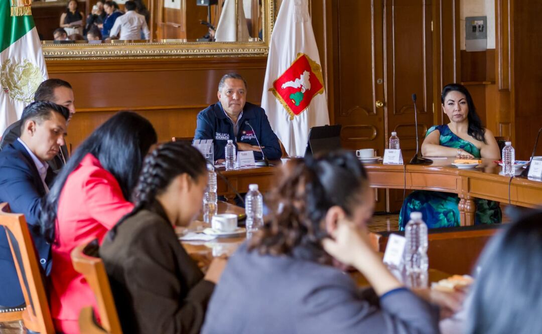 El alcalde Ricardo Moreno presenta una nueva justicia cívica en Toluca, enfocada en la conciliación y sin multas de tránsito. Foto: Ricardo Moreno