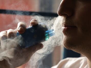 Sin control en la venta de vapeadores en Edoméx