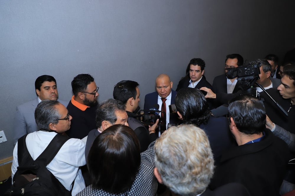 El alcalde explicó que los resultados de los peritajes refuerzan la denuncia penal por falsificación de documentos y daño al erario. Foto: especial