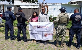 ¡Con las manos en la tubería! Caen dos por ordeñar la red de agua potable en Ecatepec
