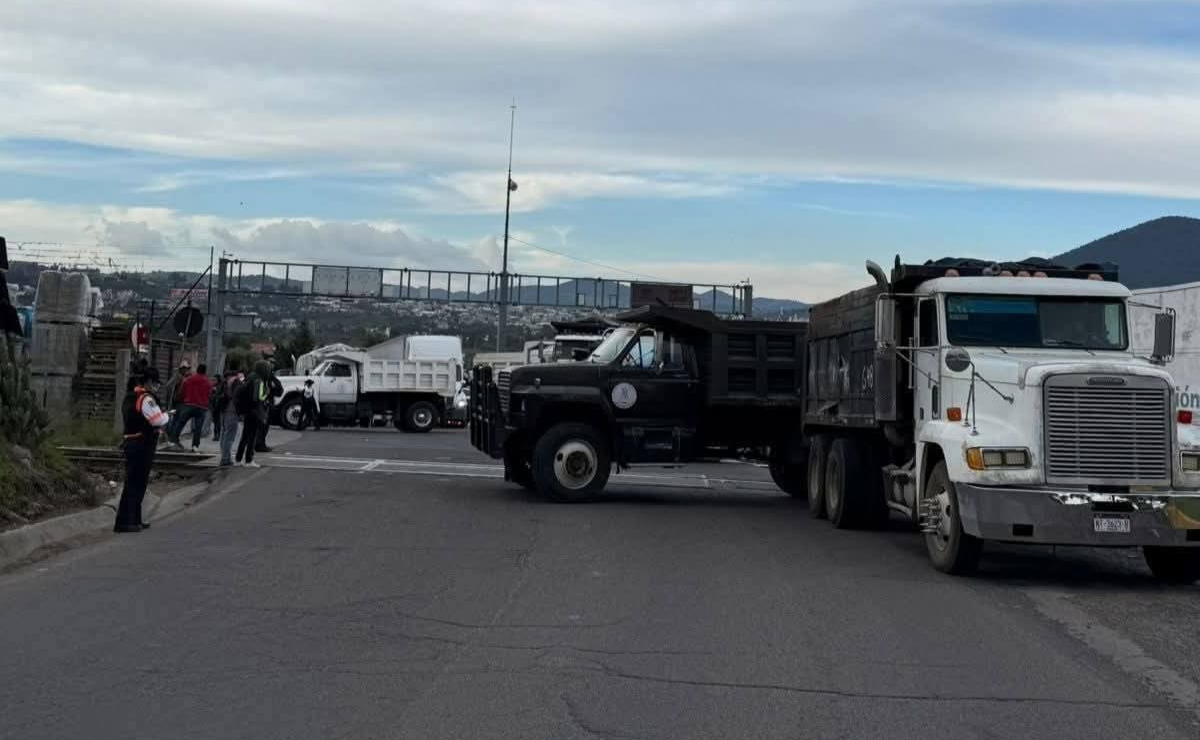 Precaución vial en Atlacomulco. El Ayuntamiento emite aviso por bloqueos y solicita comprensión a la población. Foto: Especial