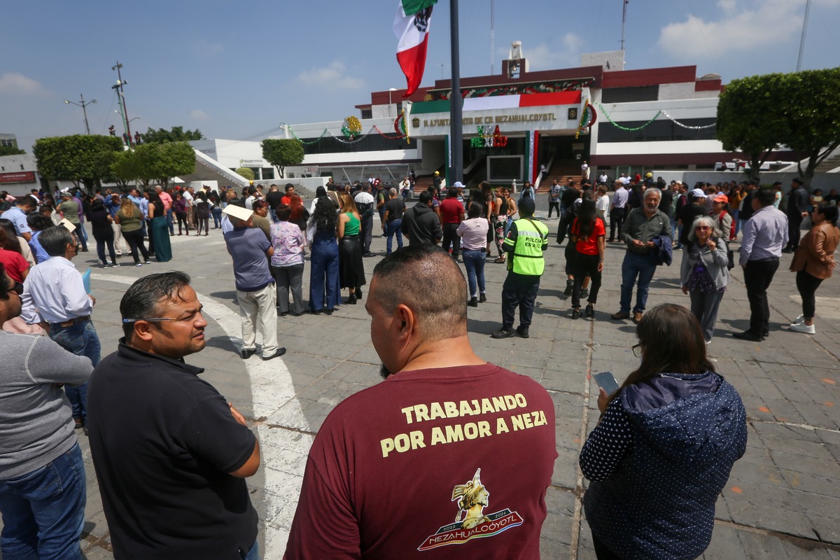 Ejercicio preventivo de simulacro 2024 en palacio. Nezahualcóyotl.