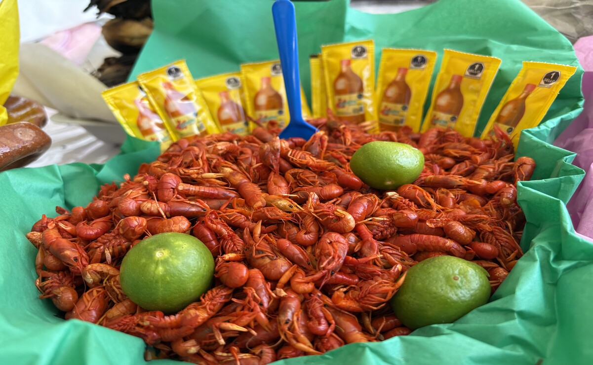 Platillos como acociles, chapulines, charales, ancas de rana, pato y tlayudas, entre otros, forman parte de su herencia culinaria. Foto: Arturo Contreras / El Universal Estado de México