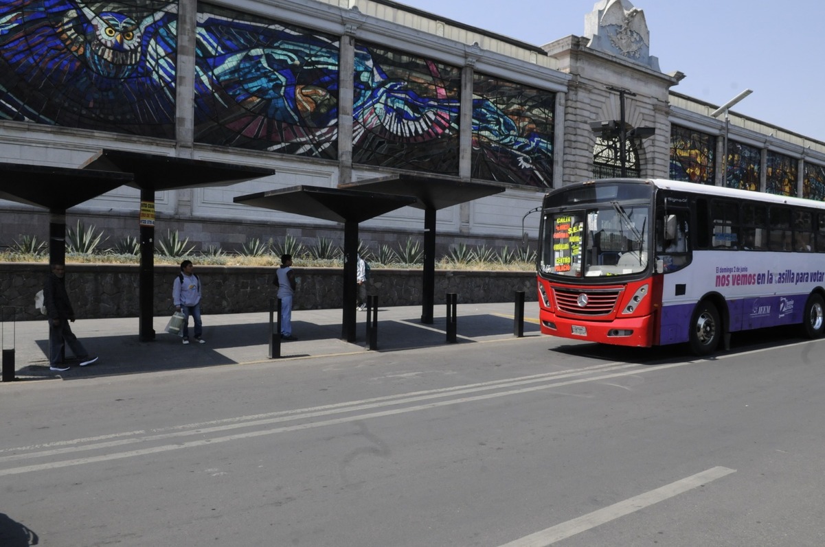 Estos son los teléfonos, WhatsApp y correo electrónico para atender reportes del transporte público en el Edomex