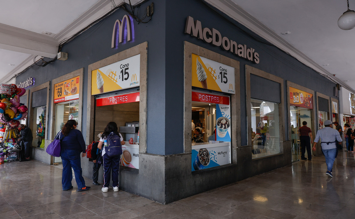 Algunas familias optaron por salir con sus pequeños / Foto: Arturo Hernández