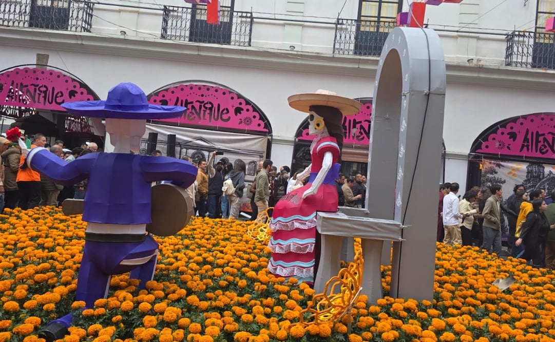 El Andador Constitución, rebautizado como "Andador de la Soledad", abrió sus puertas con más de 70 puestos tradicionales. Foto Especial