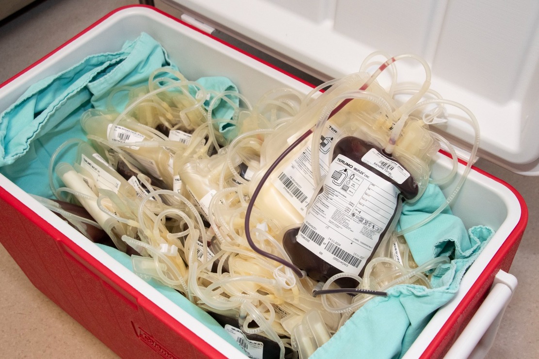El Instituto de Seguridad Social del Estado de México y Municipios (ISSEMYM) realizó la Colecta Anual de Donación Altruista de Sangre 2025, en la que logró recolectar 93 litros que servirán para la atención médica, de urgencias y de pacientes oncológicos
