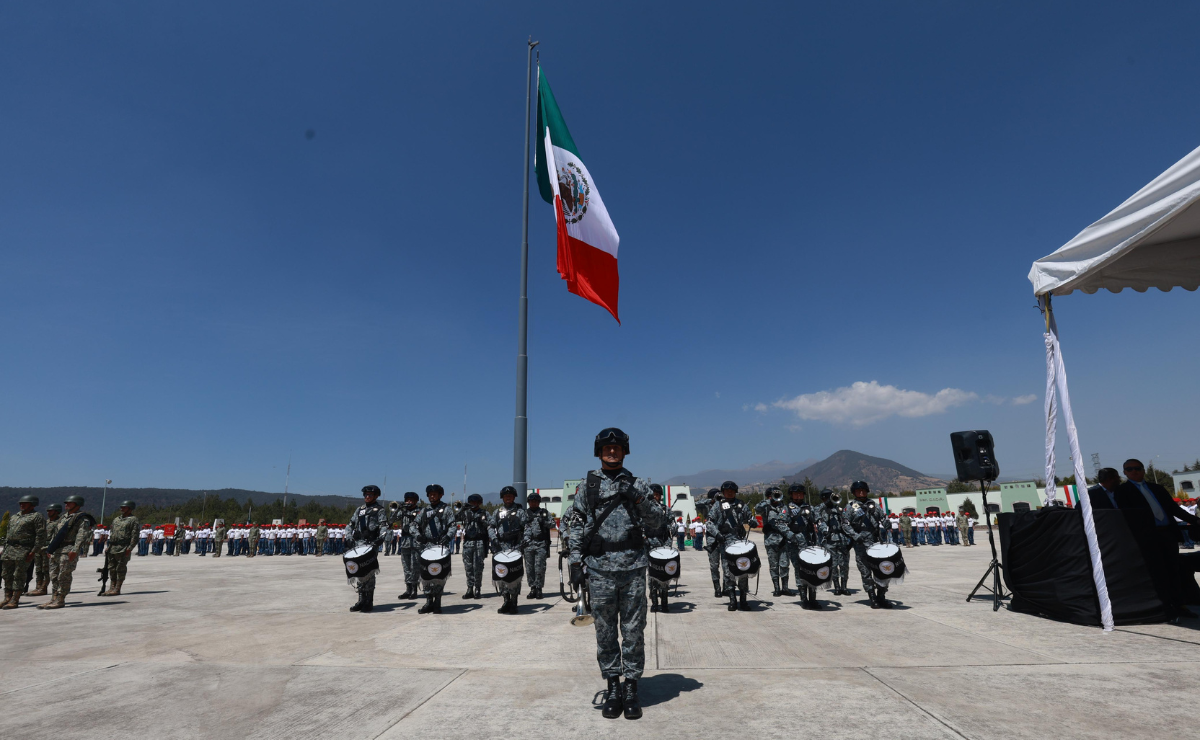 En Santa María Rayón, la gobernadora Delfina Gómez encabeza la conmemoración del aniversario de la Batalla de Puebla. Foto: Alejandro Vargas
