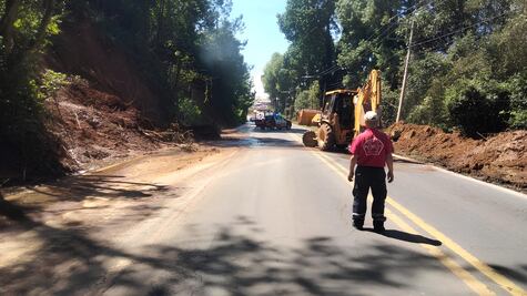 Deslave bloquea la carretera Tenancingo-Tenango del Valle