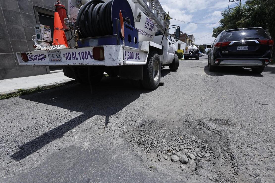 Hay más de 8 mil baches en calles de Toluca FOTO: Arturo Hernández
