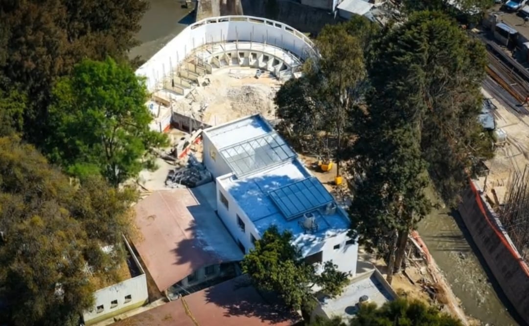 El nuevo Centro de Bienestar Animal de Naucalpan se construye a un costado de la estación El Molinito y presenta un avance superior al 90%. Foto Especial