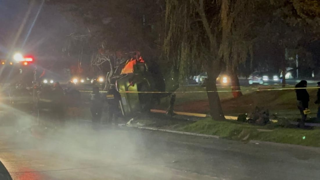 La zona fue acordonada elementos de seguridad en tanto personal del área de Servicios Periciales realizó las diligencias correspondientes. Foto. Especial