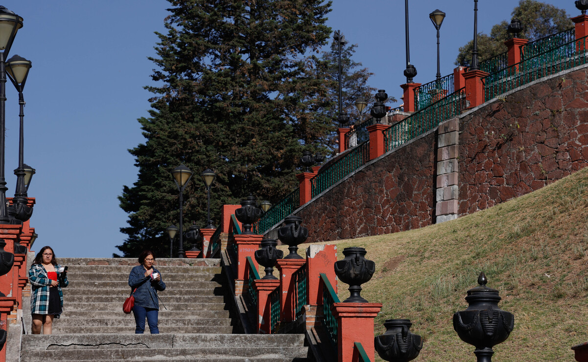 En la cabecera municipal hay asentamientos en las laderas del Cerro de los magueyes expuestas a posibles deslindamientos. Foto: Arturo Hernández / El Universal Estado de México