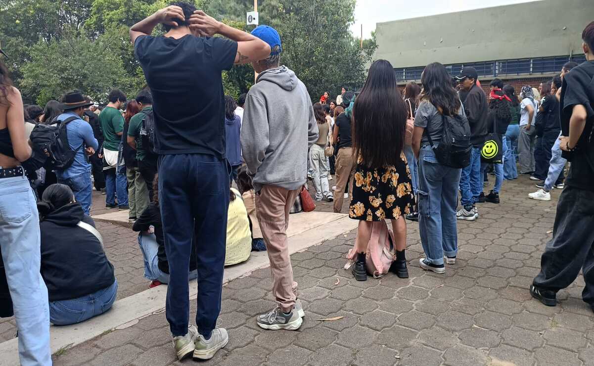 Exigieron que la institución garantice la presencia de personal capacitado para atender a quienes enfrenten algún tipo de violencia / Foto Gisela González