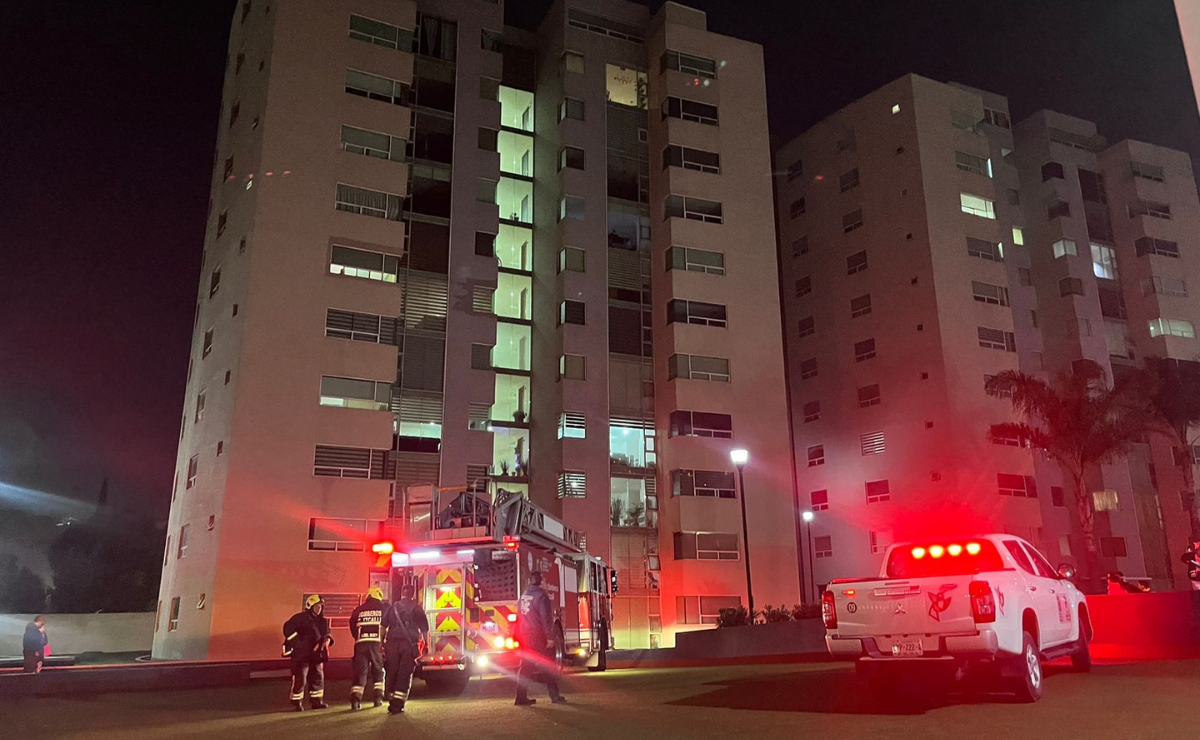 Video: Fuego arrasa con departamento en Cuautitlán Izcalli