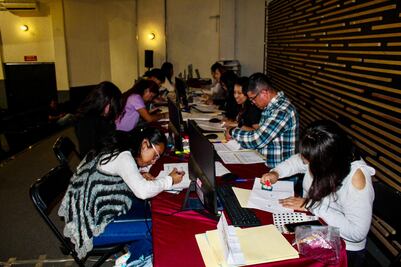 Universidad Rosario Castellanos de Naucalpan recibe a 645 aspirantes para validar documentos e integrar su primera generación 