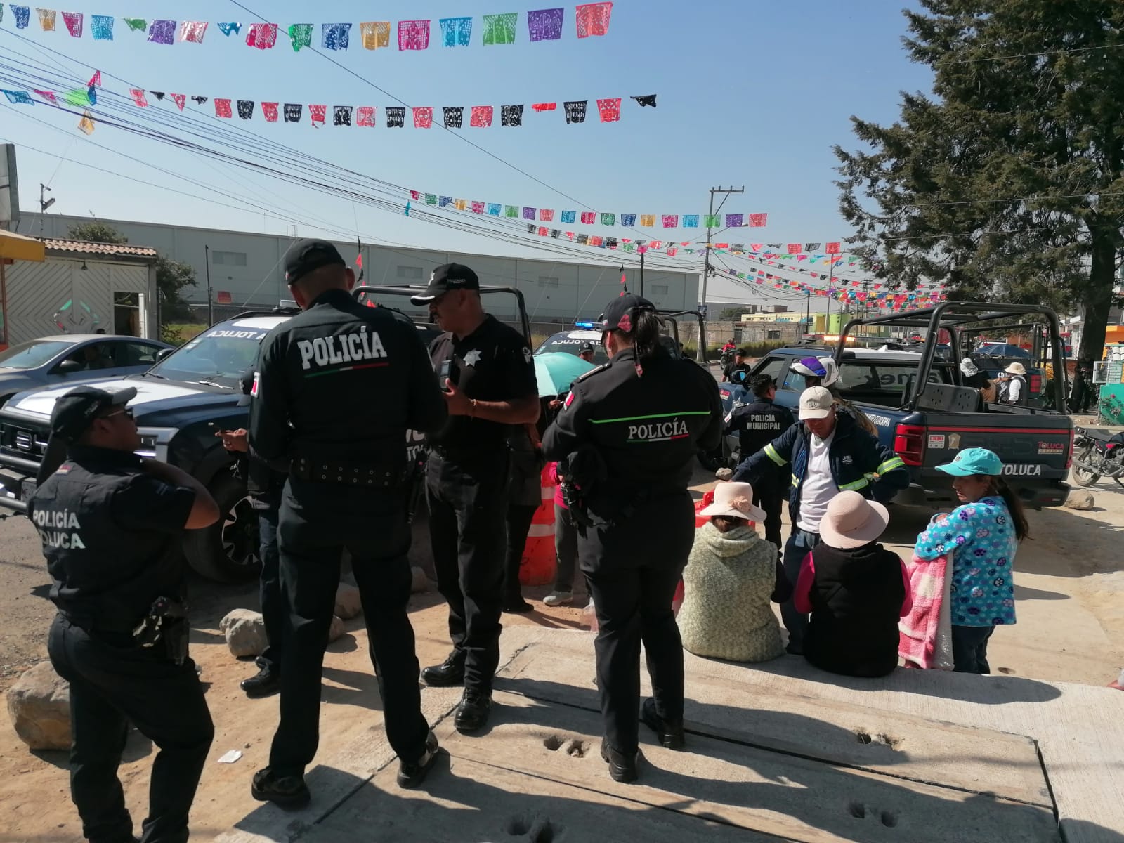 Autoridades se comprometieron a enviar pipas directamente a los afectados a partir del lunes / Foto Claudia Rodríguez