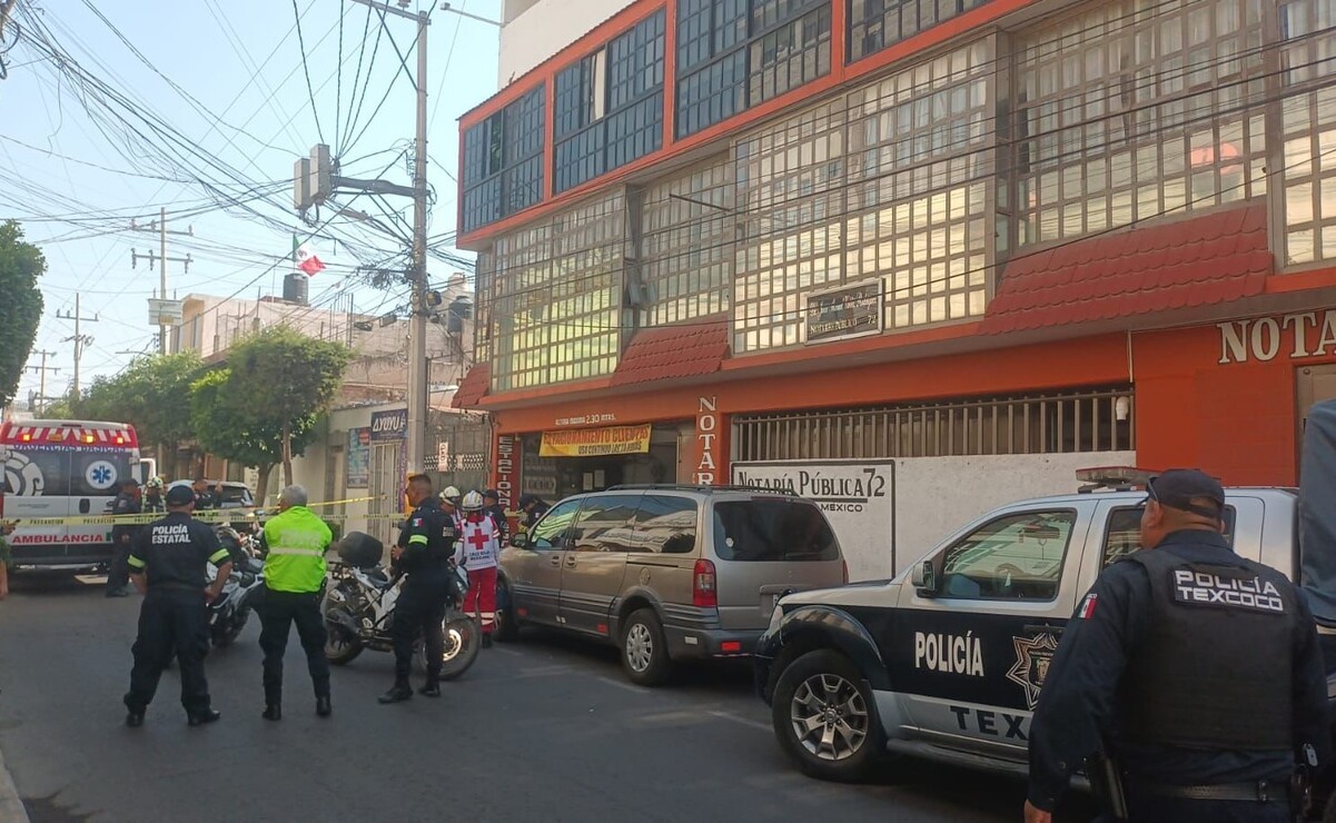 Matan a abogado a balazos en la entrada de Notaría en Texcoco