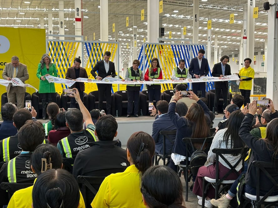 David Geisen, director general de Mercado Libre México, destacó que este nodo beneficiará mensualmente a más de 100 mil emprendedores y transportistas locales. Foto Arturo Contreras / El Universal