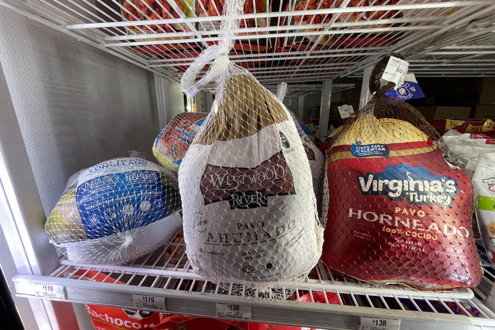 El precio promedio del pavo ronda los 100 pesos por kilogramo. Foto Alejandro Vargas