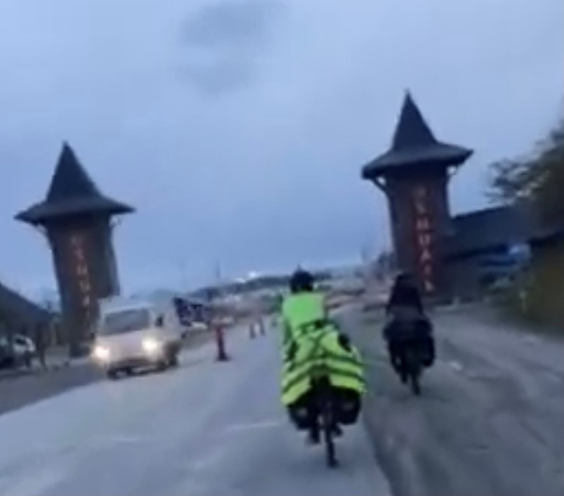 Pedalearon por nueve países, entre los que están México, Belice, Guatemala, Colombia, Ecuador, Perú, Bolivia, Argentina y Chile / Foto Especial