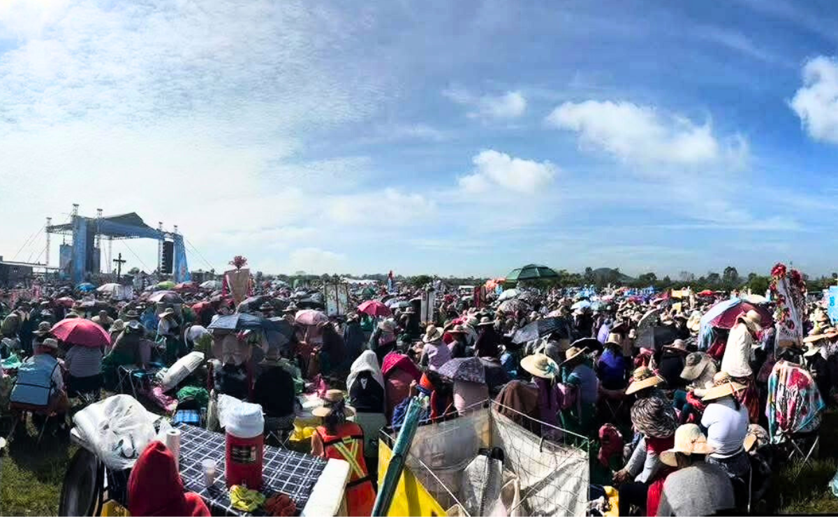 Más de 70,000 peregrinos de Querétaro cruzan Coyotepec en su camino anual hacia la Basílica de Guadalupe. Foto: Especial