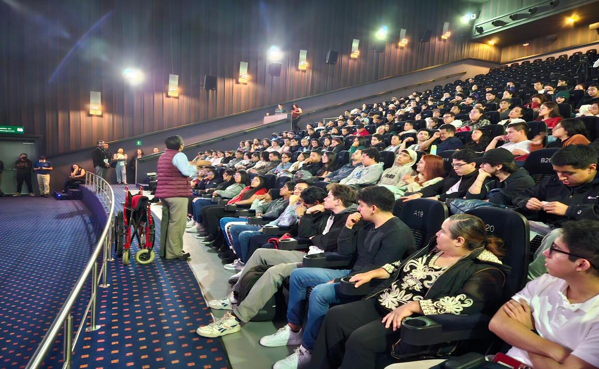 La Secretaría de Salud se vinculó con la Cinépolis para capacitar a todo su personal. Foto: Especial.