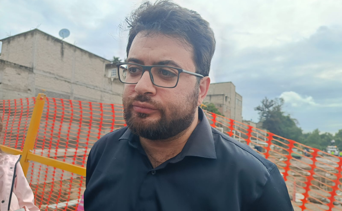 El alcalde de Naucalpan, Isaac Montoya Márquez, destacó que las obras preventivas y el desazolve fueron clave para minimizar las anegaciones a solo 12 viviendas, tras las recientes lluvias. Foto: Gisela González Granados