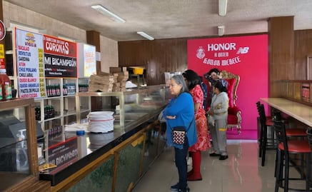 Tortería rinde homenaje a Diablos Rojos 