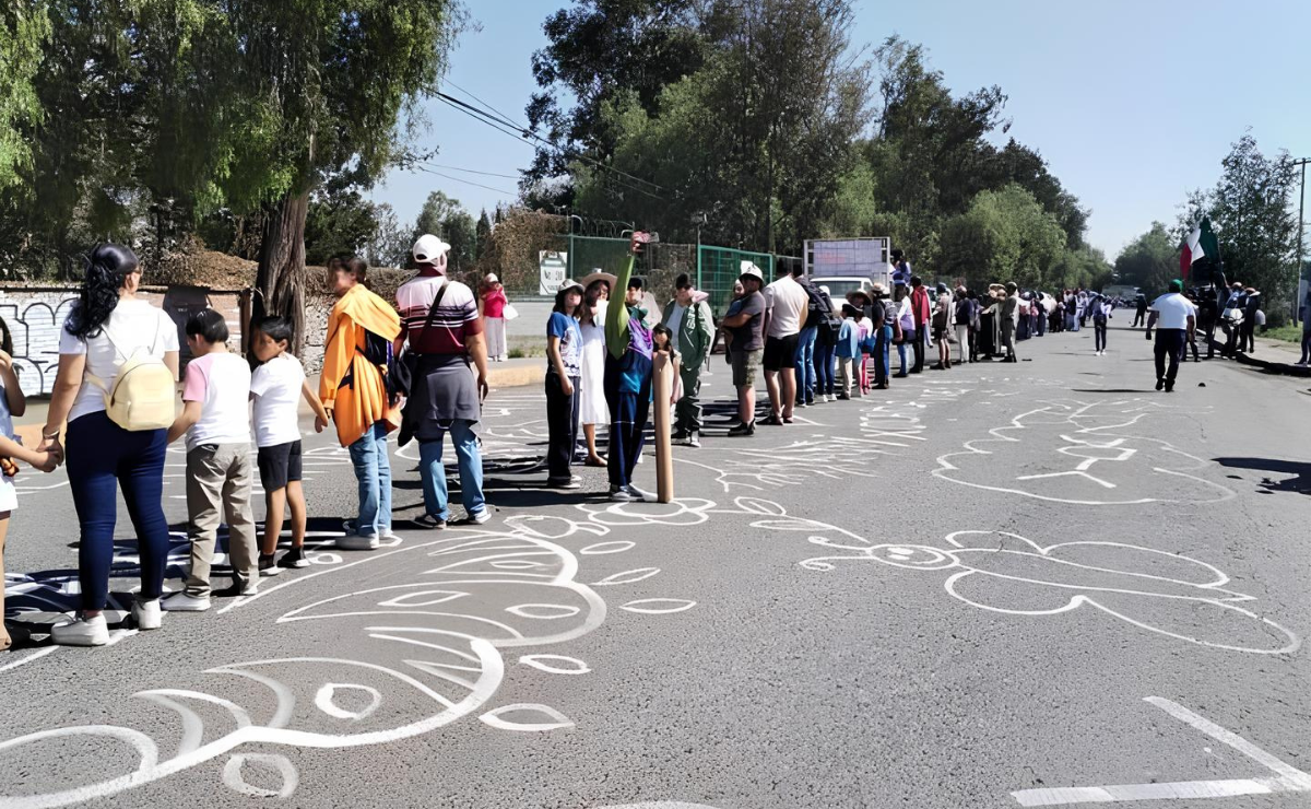 ¡Mega abrazo viral en Tepotzotlán! Mil personas salvan Xochitla de la destrucción