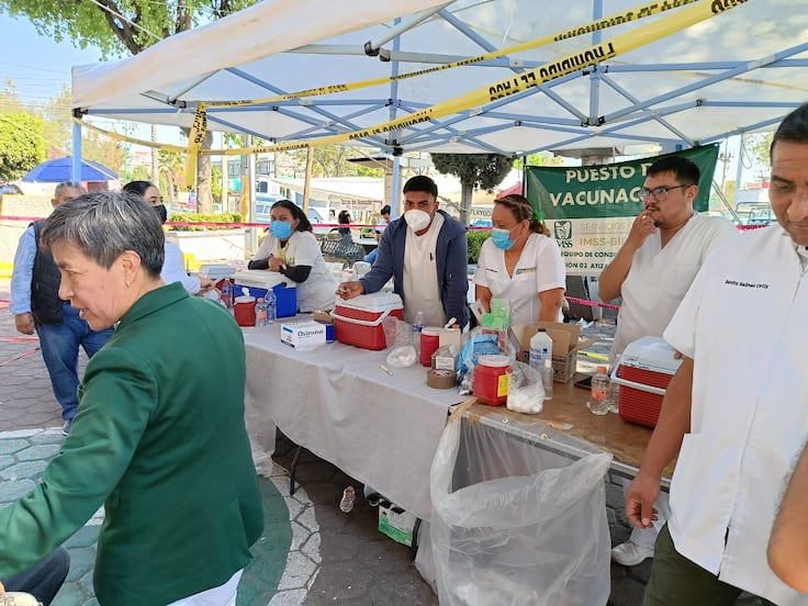 ¡Récord de salud! Cien mil personas se vacunan al día; la meta de 400 mil dosis está a un paso