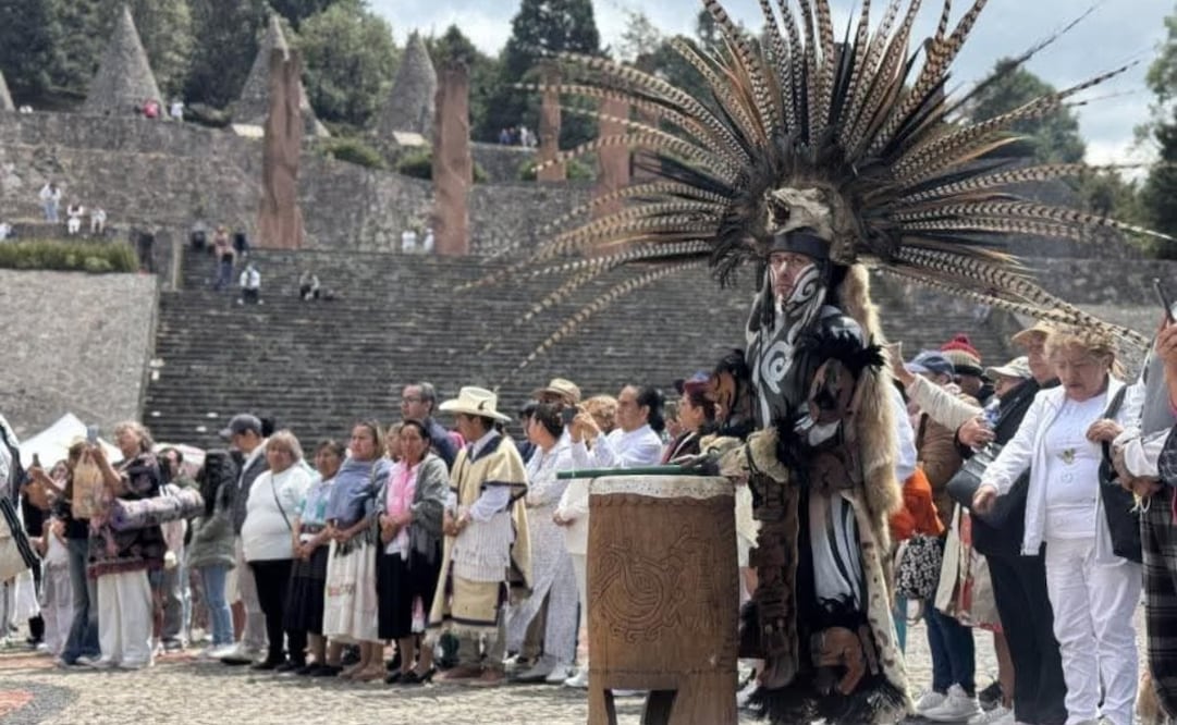 El Centro Ceremonial Otomí sigue siendo el punto de reunión preferido por atletas de alto rendimiento para su acondicionamiento físico. Foto Claudia Rodríguez / El Universal