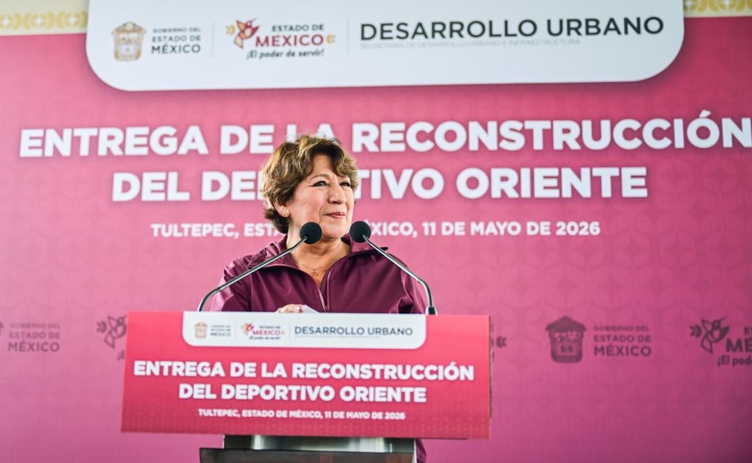 La gobernadora Delfina Gómez recorre las renovadas canchas del Deportivo Oriente tras una inversión de 17 mdp. Foto Especial