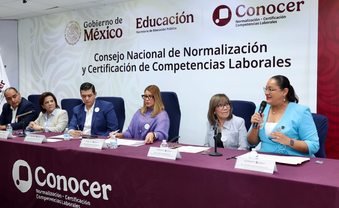 Representantes de las instituciones que participaron en la elaboración de la guía llevaron a cabo la presentación. Foto. Especial