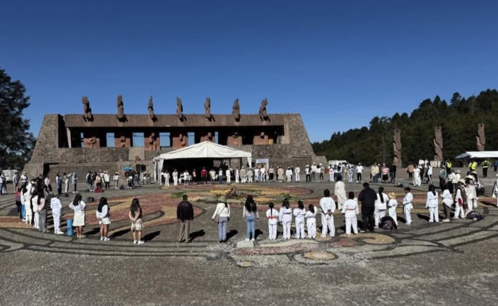 El Ayuntamiento de Temoaya entrega obras de rehabilitación en el camino principal hacia el Centro Ceremonial Otomí justo a tiempo para las vacaciones. Foto Claudia Rodríguez / El Universal