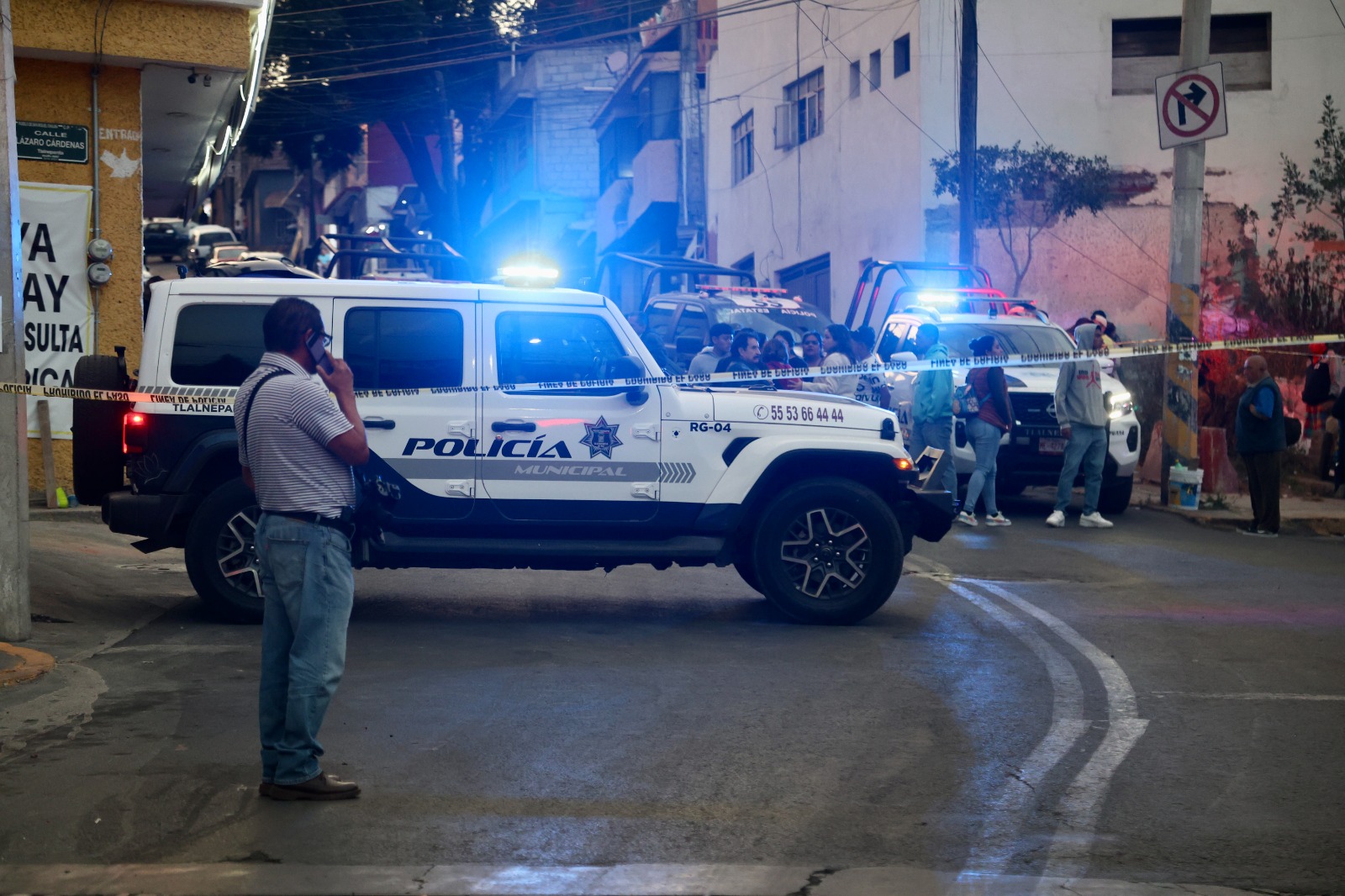 Hasta el momento no se reportan detenidos, y se desconoce si los agresores tenían algún vínculo con la víctima o si se trató de un ataque relacionado con su labor como policía de investigación. Foto: Valente Rosas/ El Universal