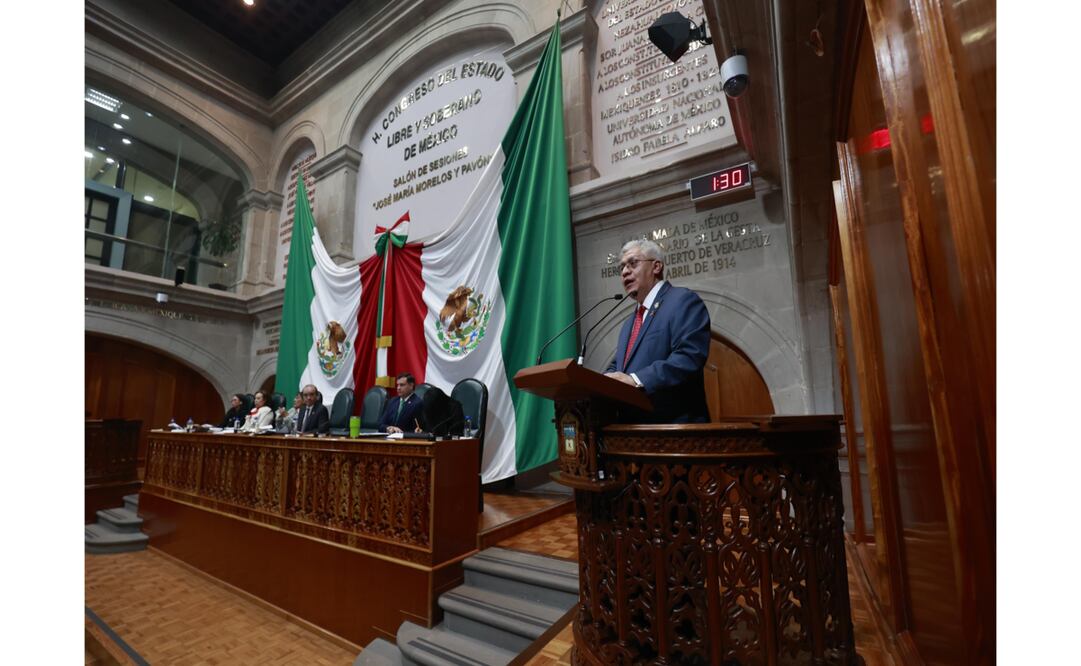 El secretario de Seguridad, Cristóbal Castañeda Camarillo compareció ante el Congreso Local. Foto: Alejandro Vargas